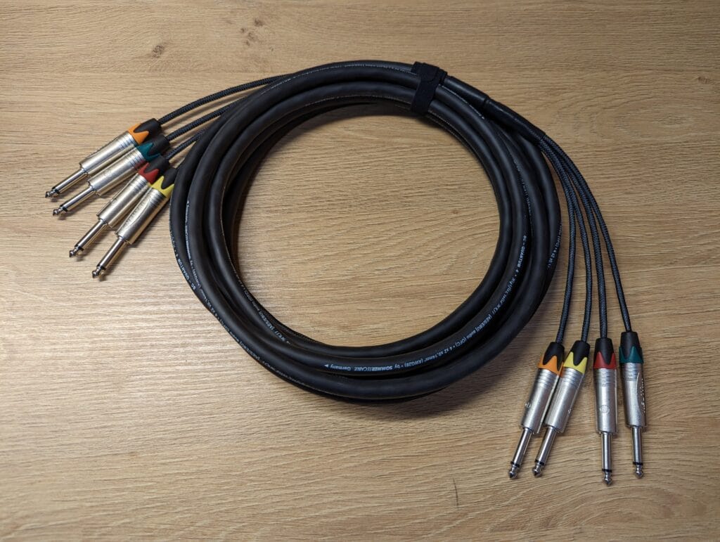 Custom multikabel
