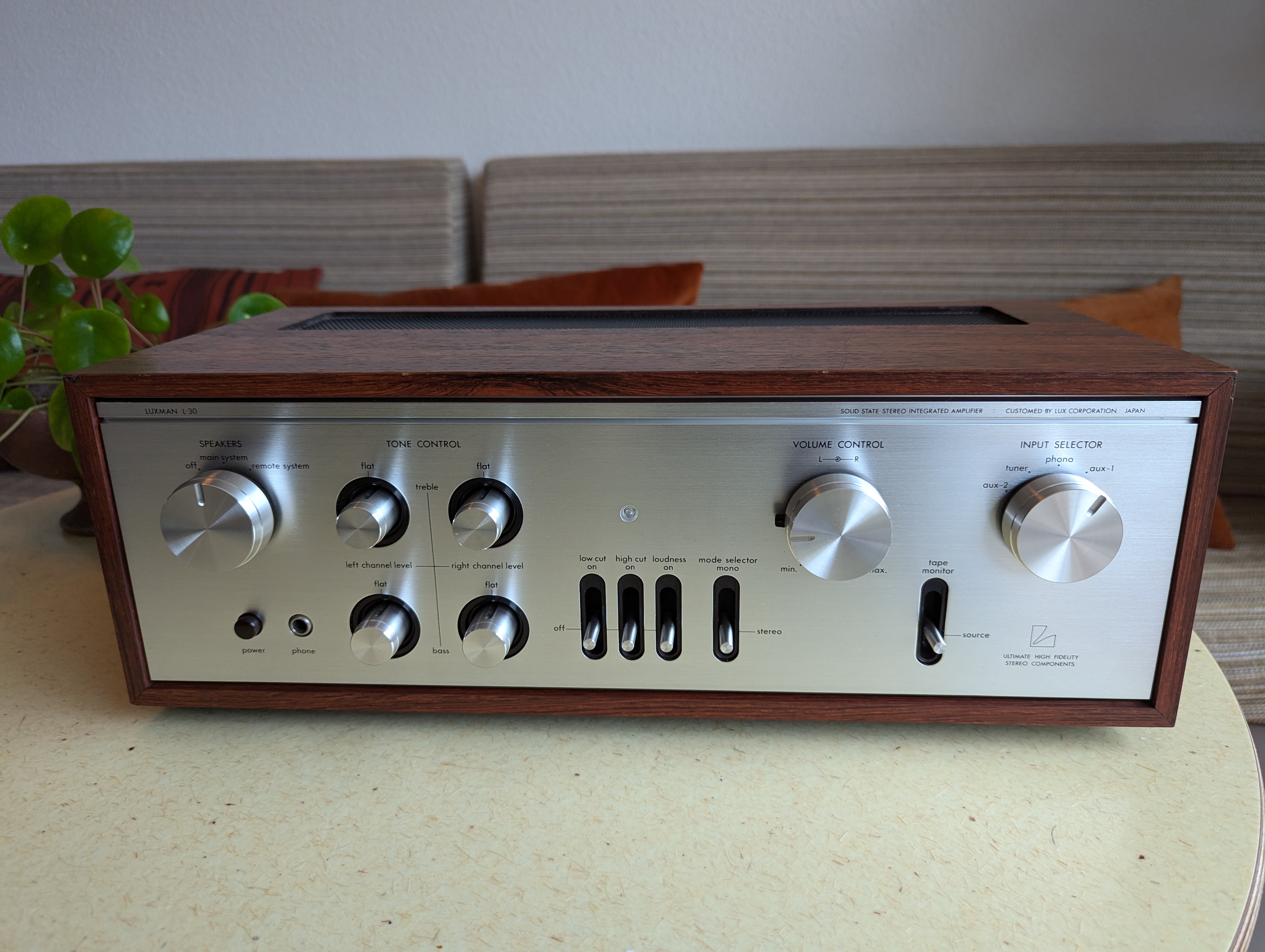 Luxman L-30