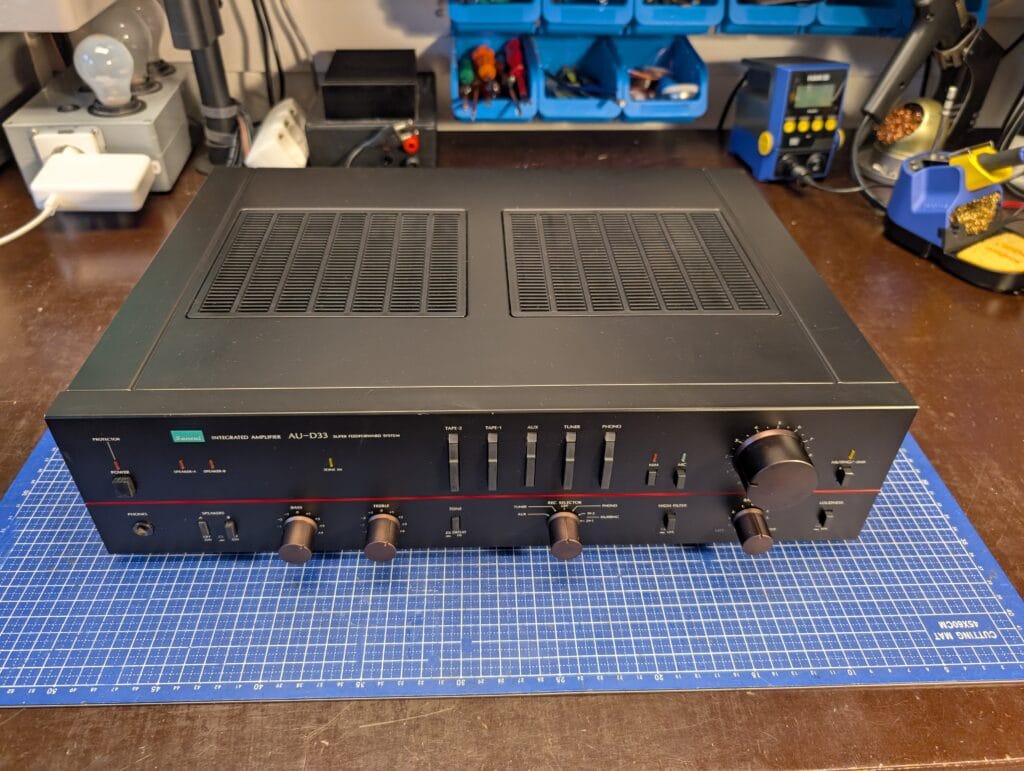 Sansui AU-D33