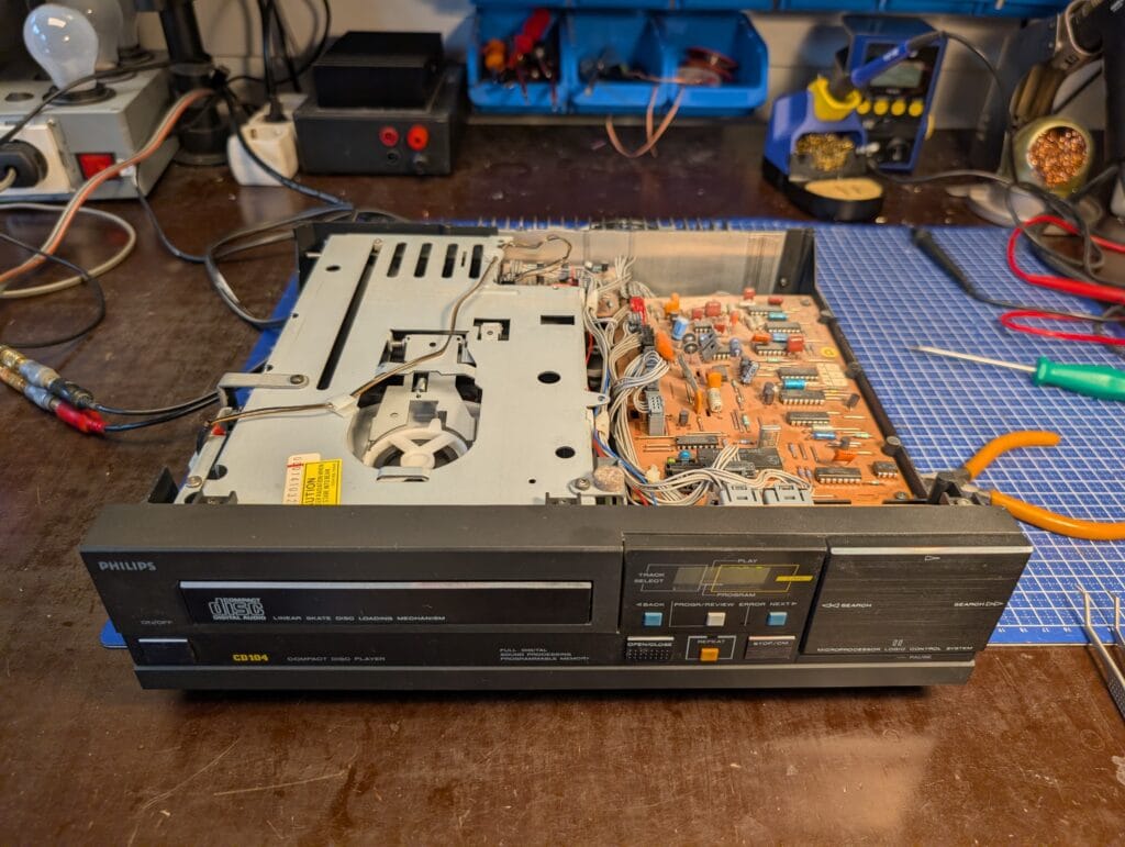 Philips CD104