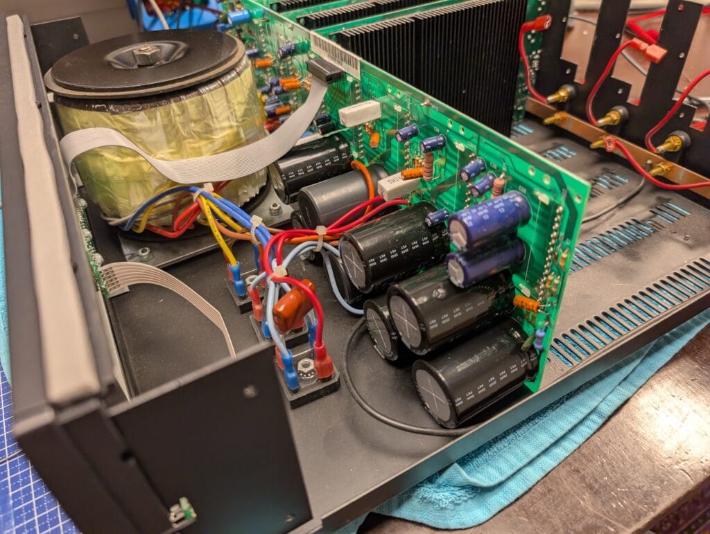 P1000 capacitors